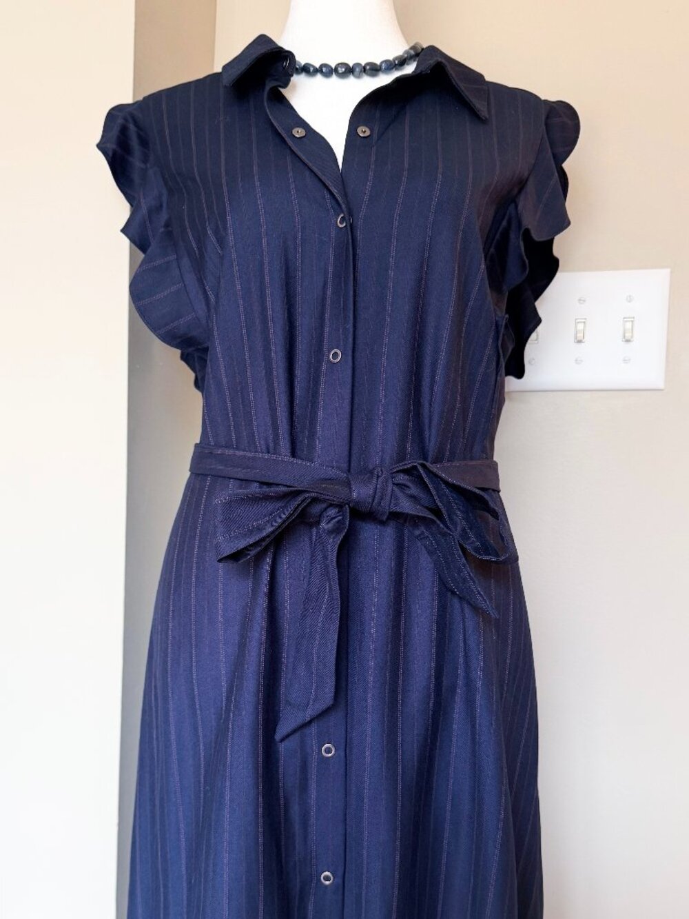 T Tahari Navy Blue Button Down Dress Tie Accent– Size 12
